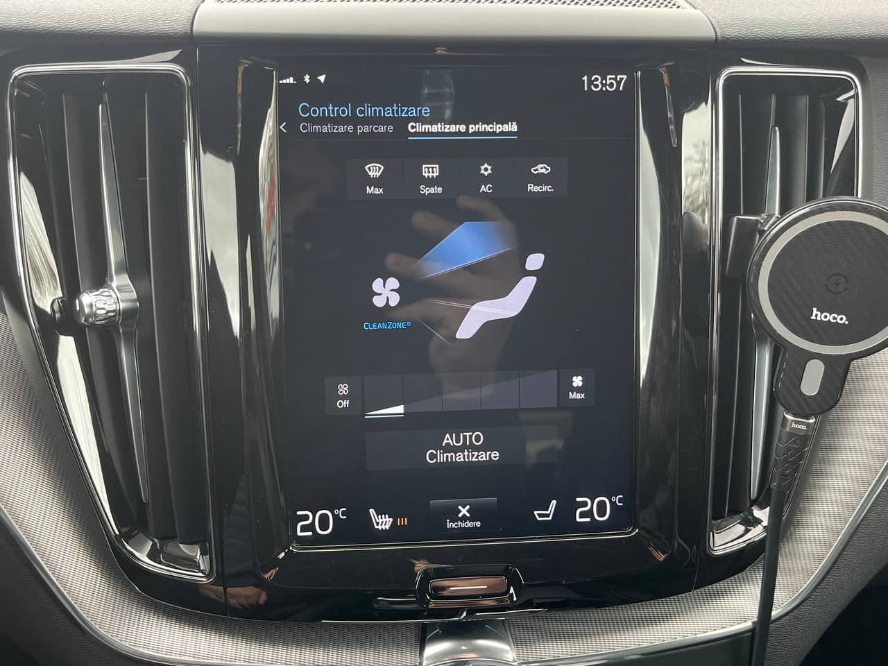 Volvo XC 60 2019 — Миниатюра 13