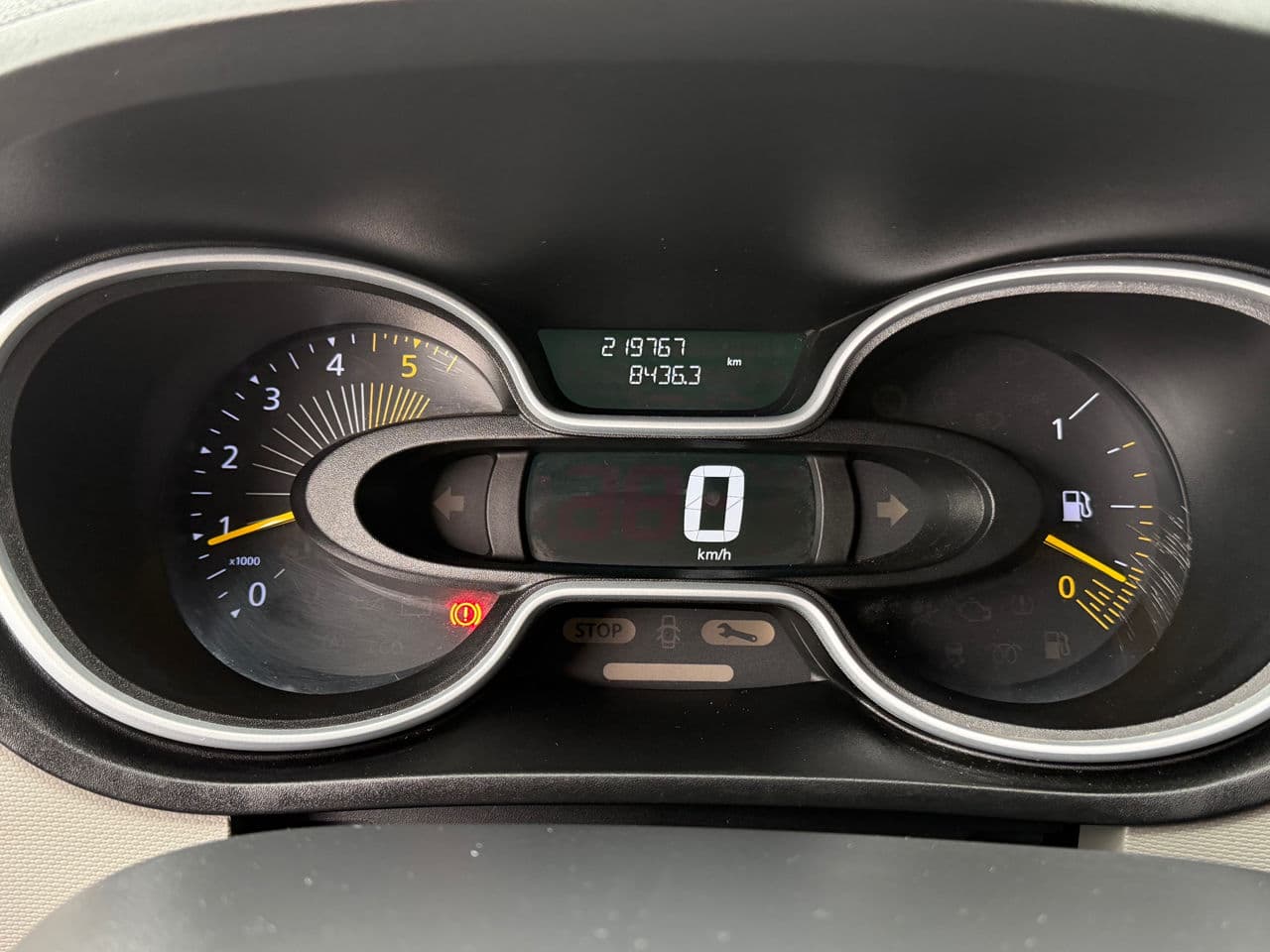 Renault Trafic 2015 — Миниатюра 9