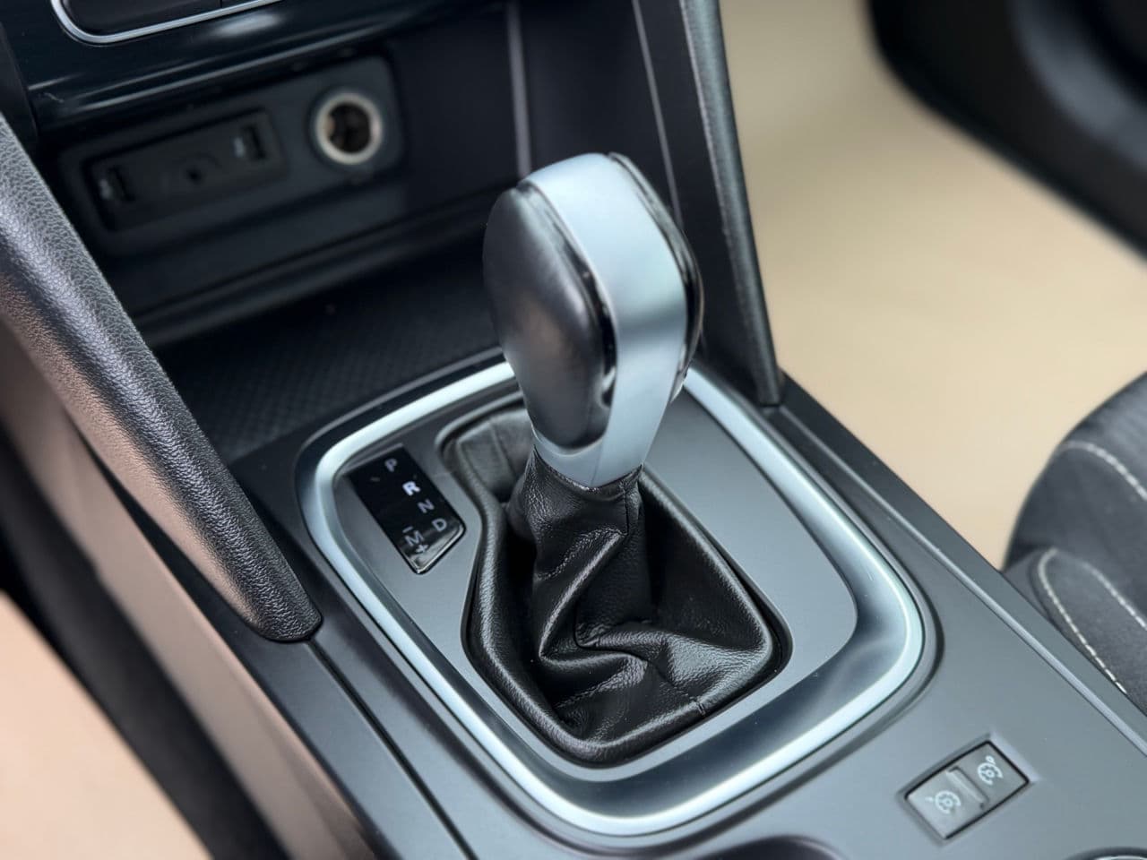 Renault Megane 2018 — Миниатюра 12