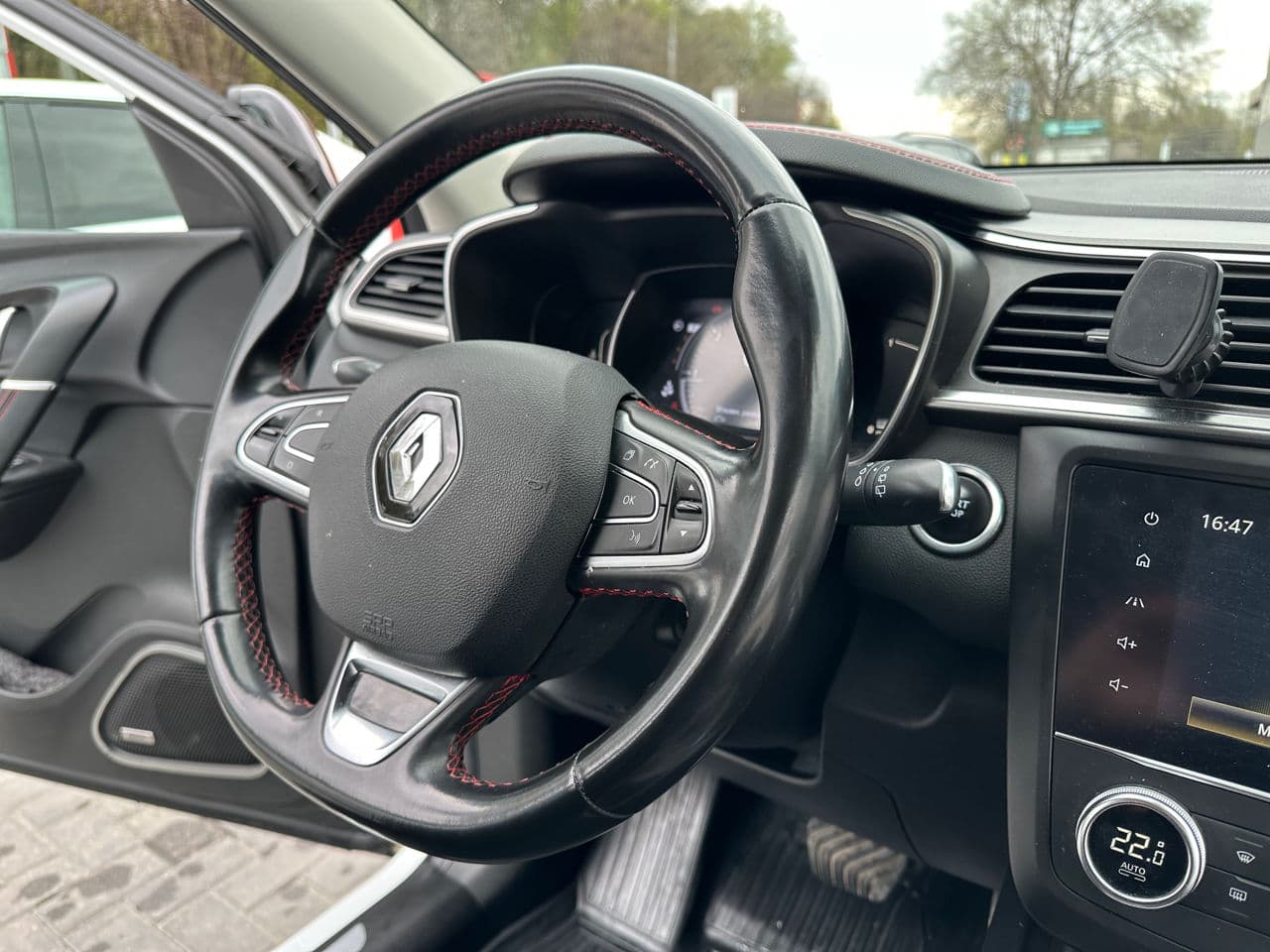 Renault Kadjar 2019 — Миниатюра 12