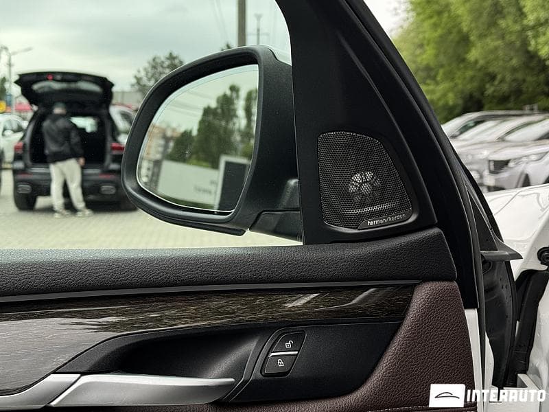 2016 BMW X5 4.0e — Miniatură 9