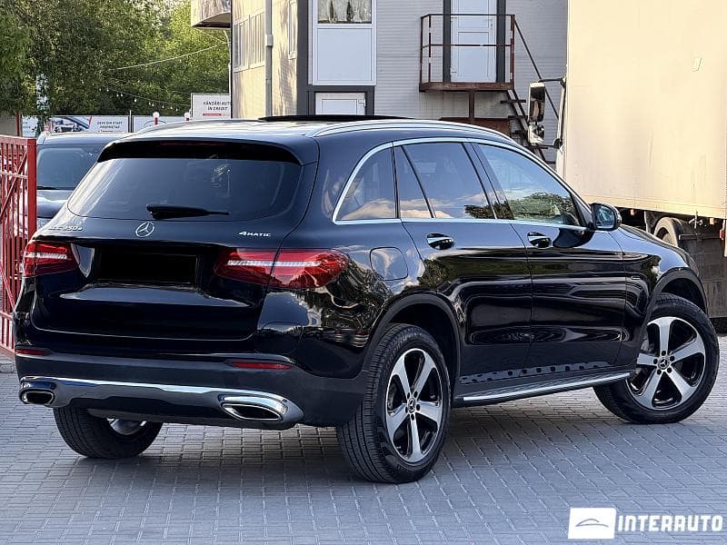 2019 Mercedes GLC 350e — Miniatură 4