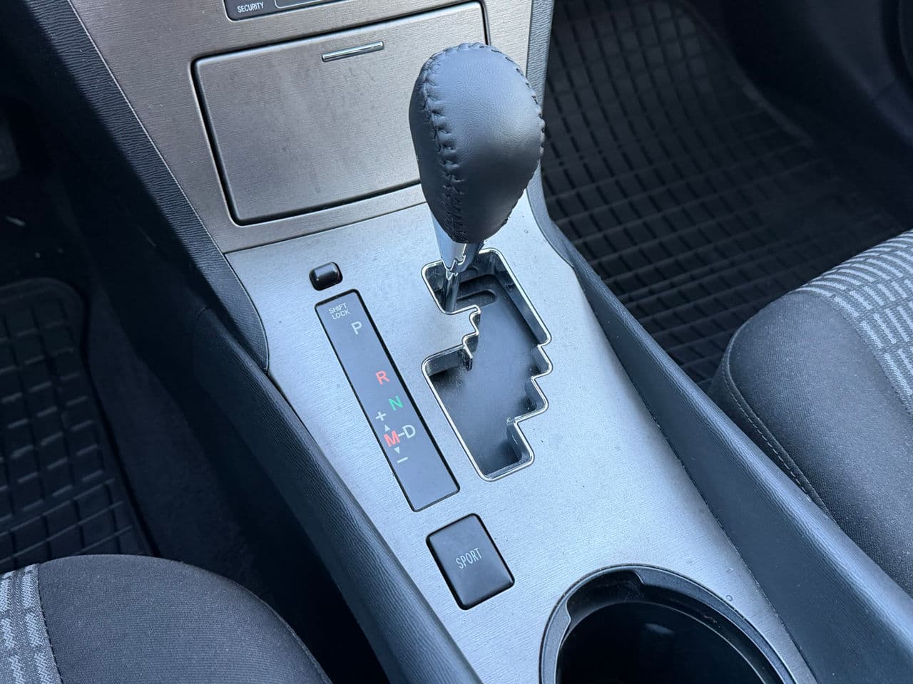 Toyota Avensis 2011 — Миниатюра 13