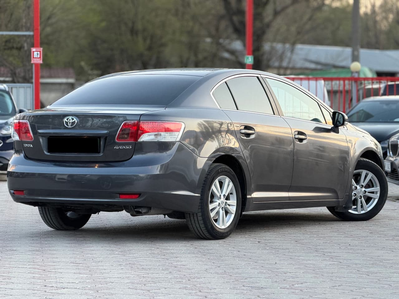 Toyota Avensis 2011 — Миниатюра 2