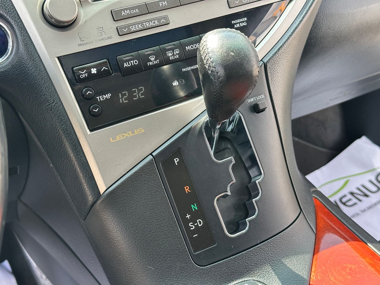 Lexus RX 450h 2011 — Миниатюра 12
