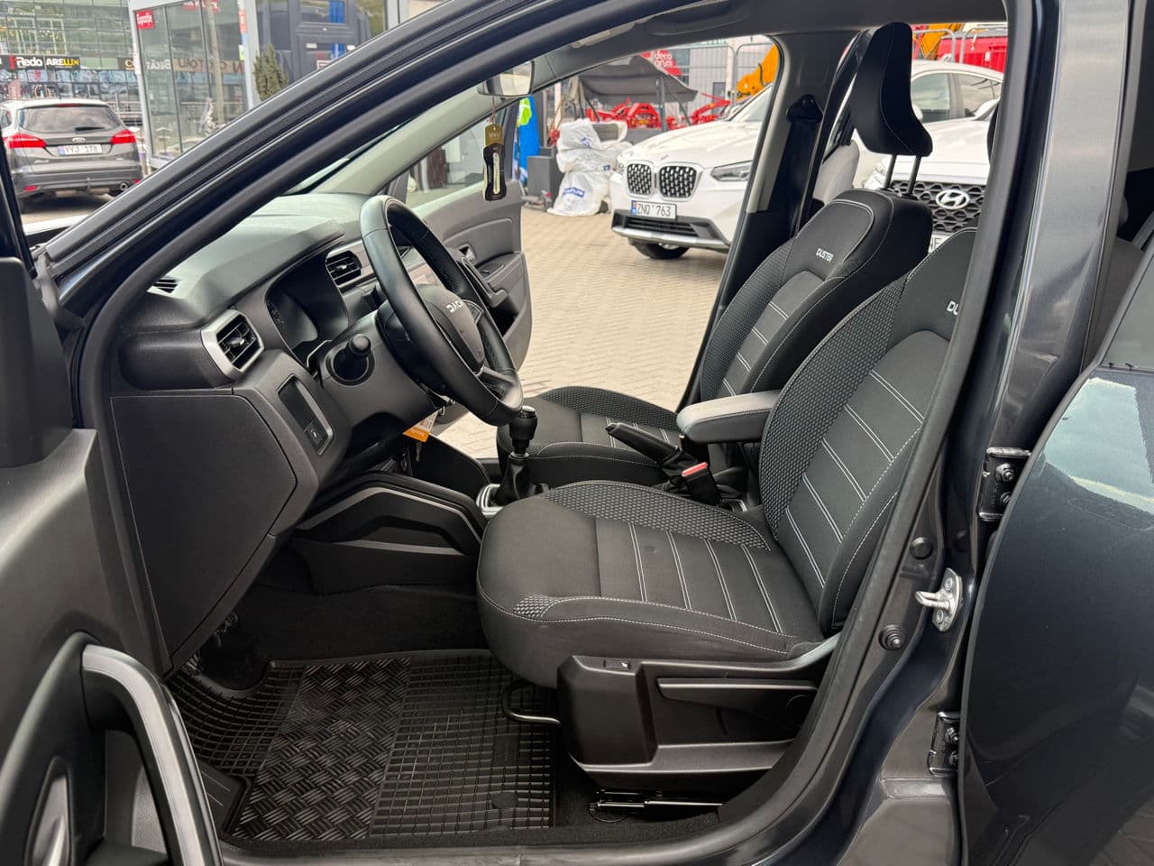 Dacia Duster 2023 — Миниатюра 5