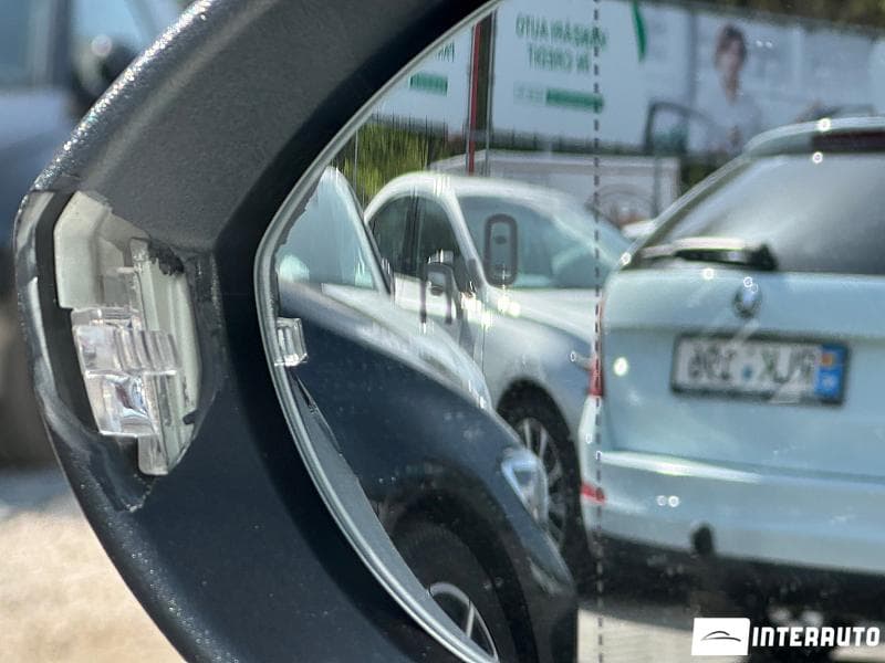 Volkswagen Golf 2019 — Миниатюра 19