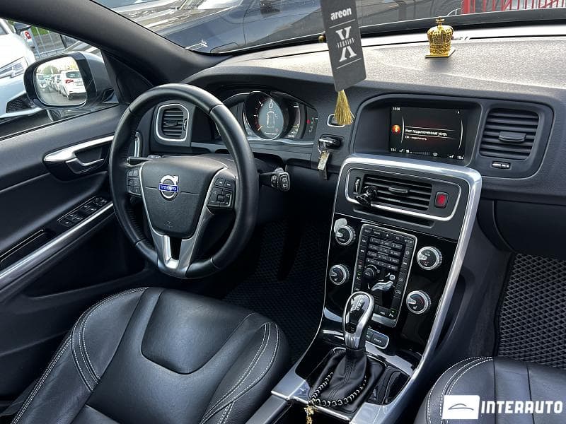 Volvo V 60 2016 — Миниатюра 6