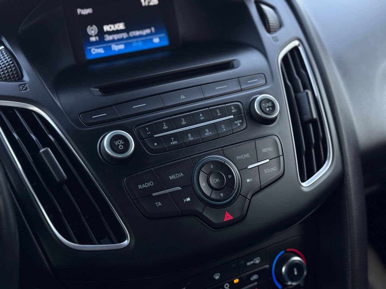 Ford Focus 2015 — Миниатюра 11