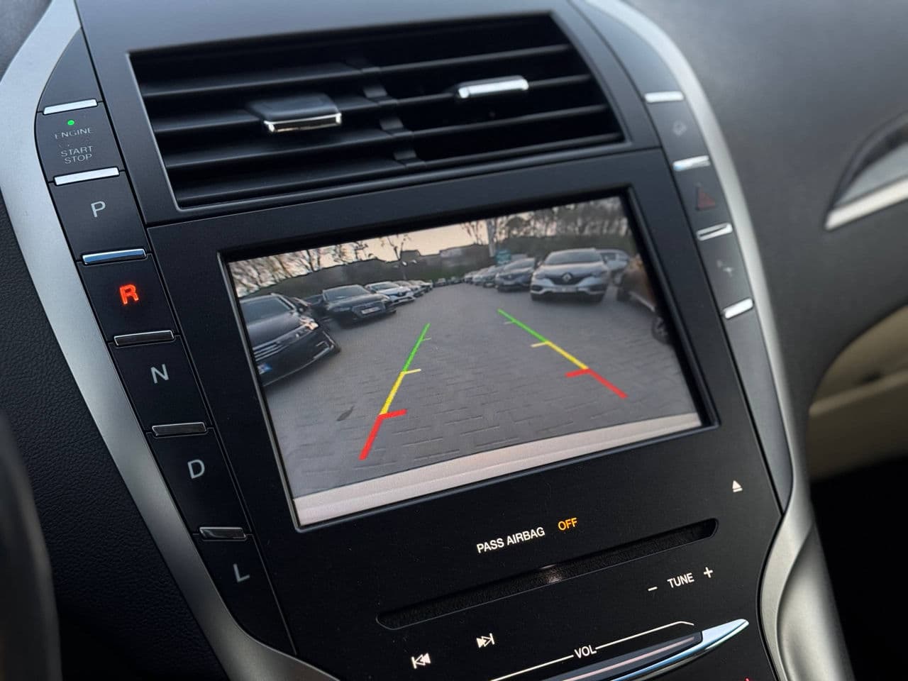 Lincoln MKZ 2013 — Миниатюра 11