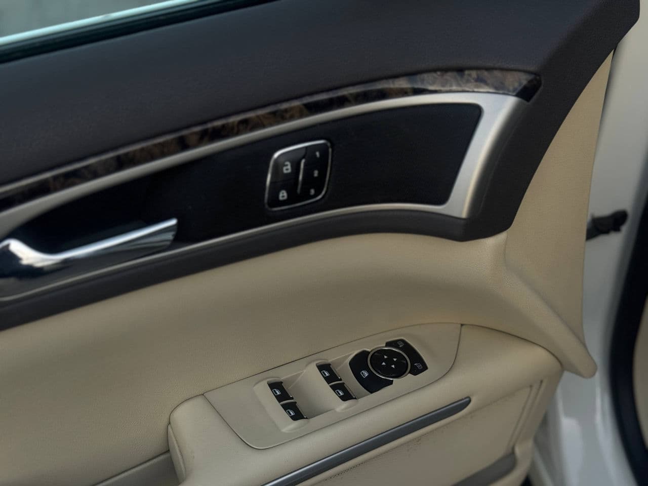 Lincoln MKZ 2013 — Миниатюра 21