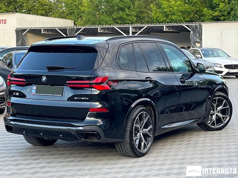 2024 BMW X5 5.0e — Miniatură 2