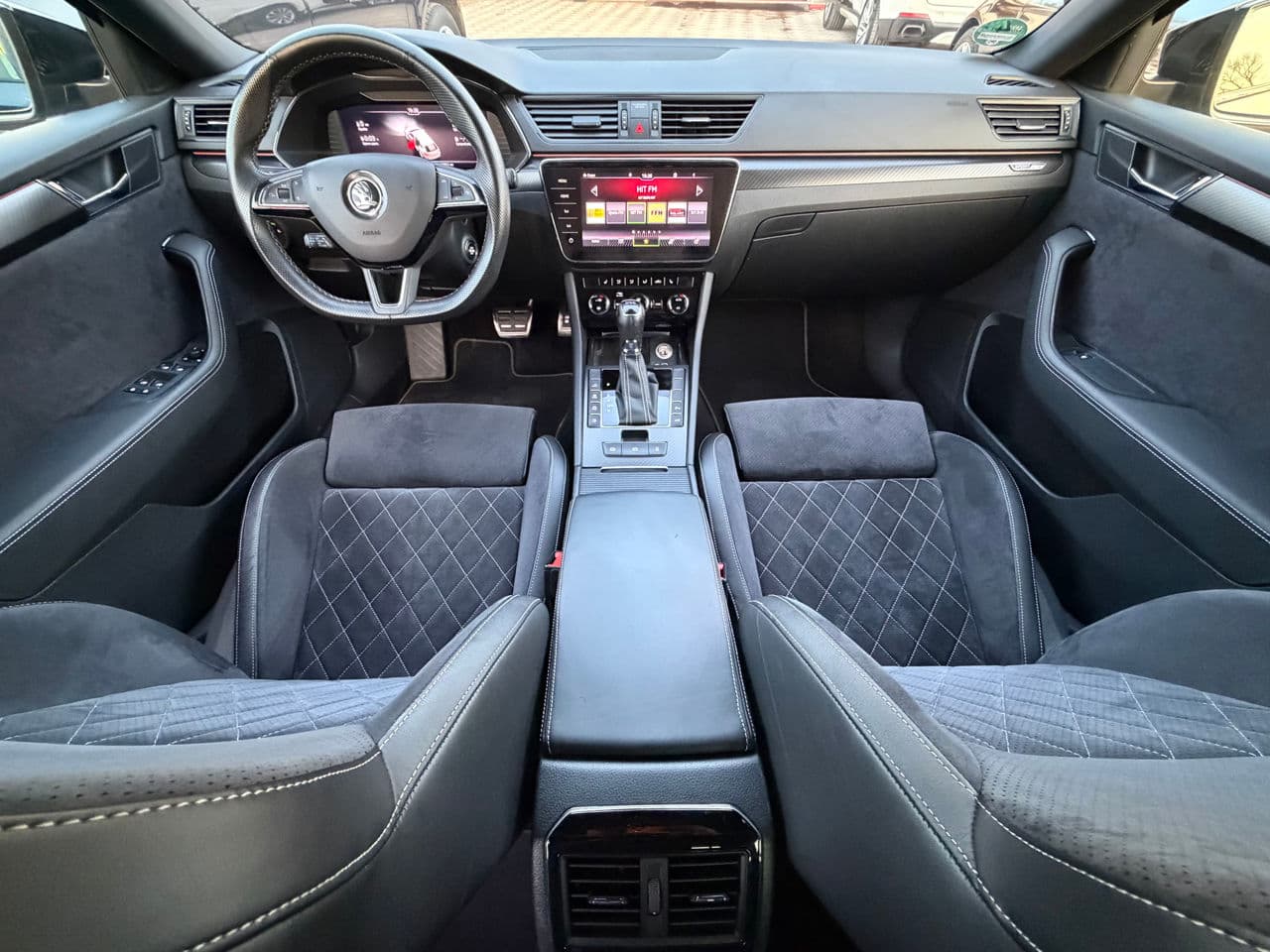 Skoda Superb 2020 — Миниатюра 11