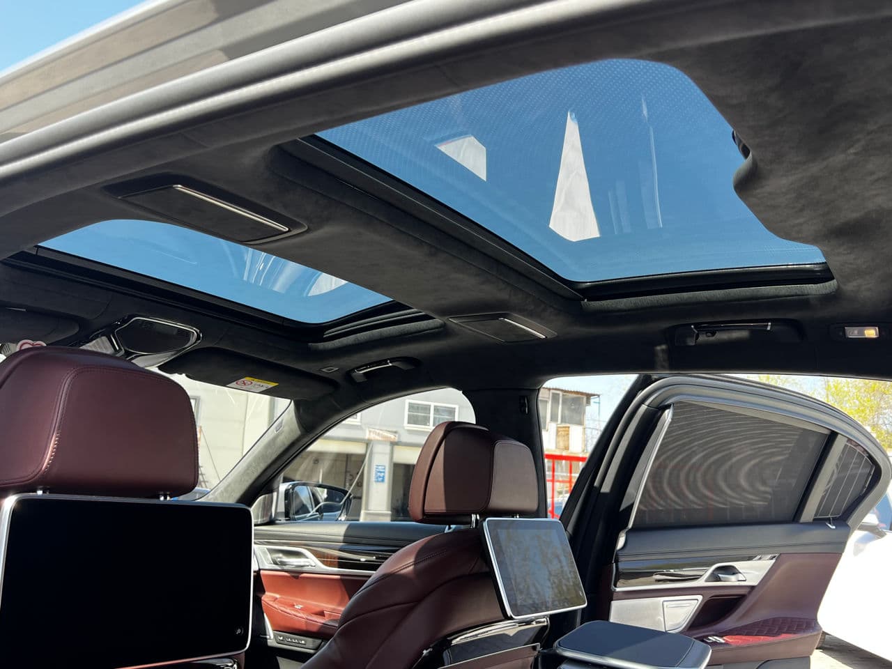BMW 745e 2019 — Миниатюра 19