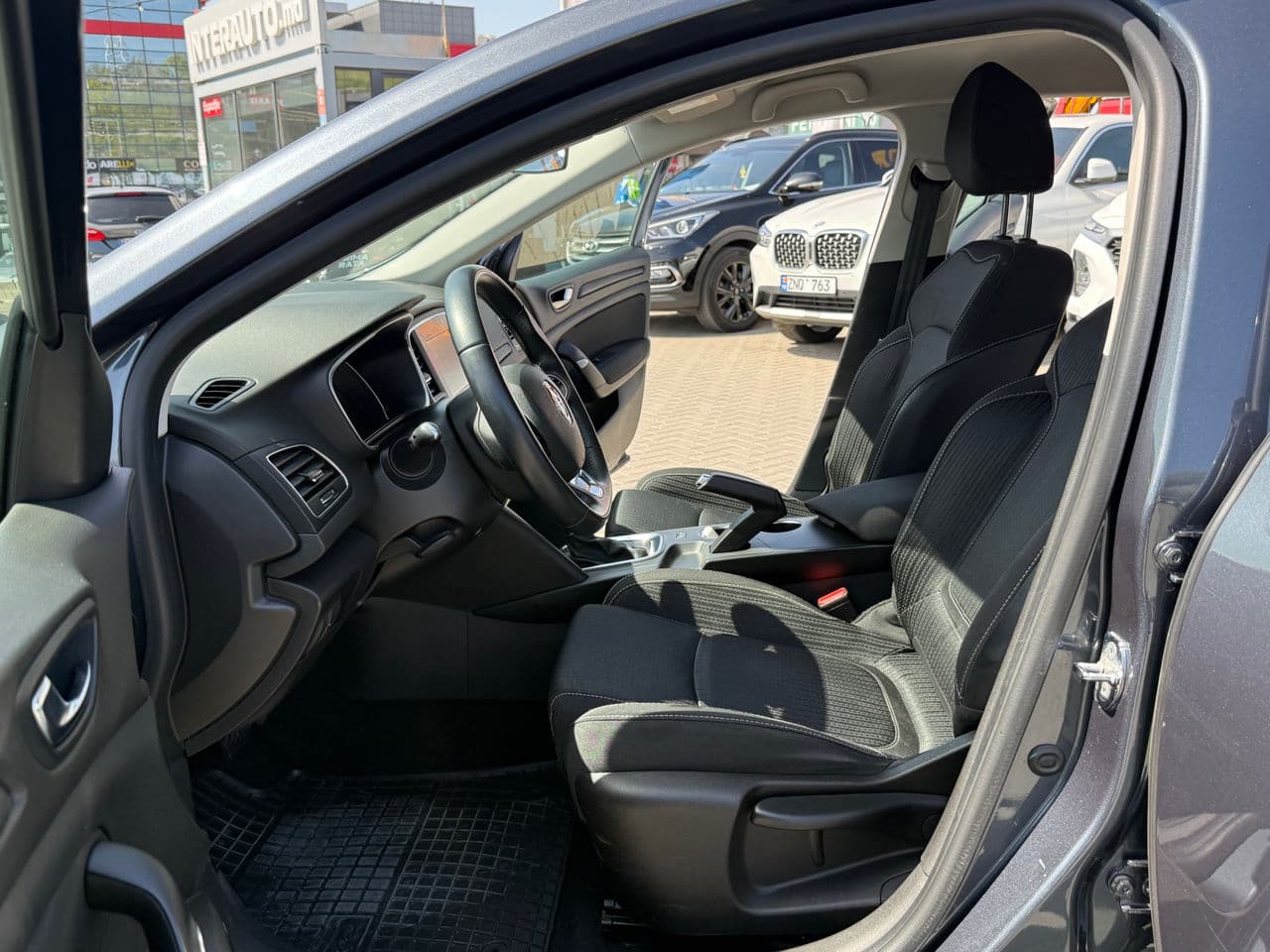 Renault Megane 2019 — Миниатюра 5
