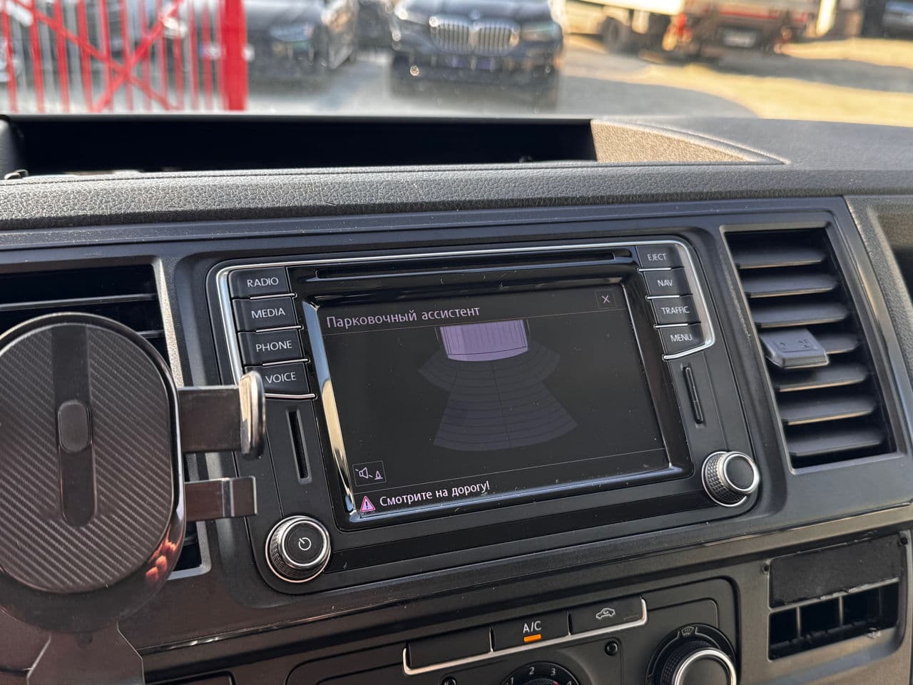 2016 Volkswagen Transporter — Miniatură 9