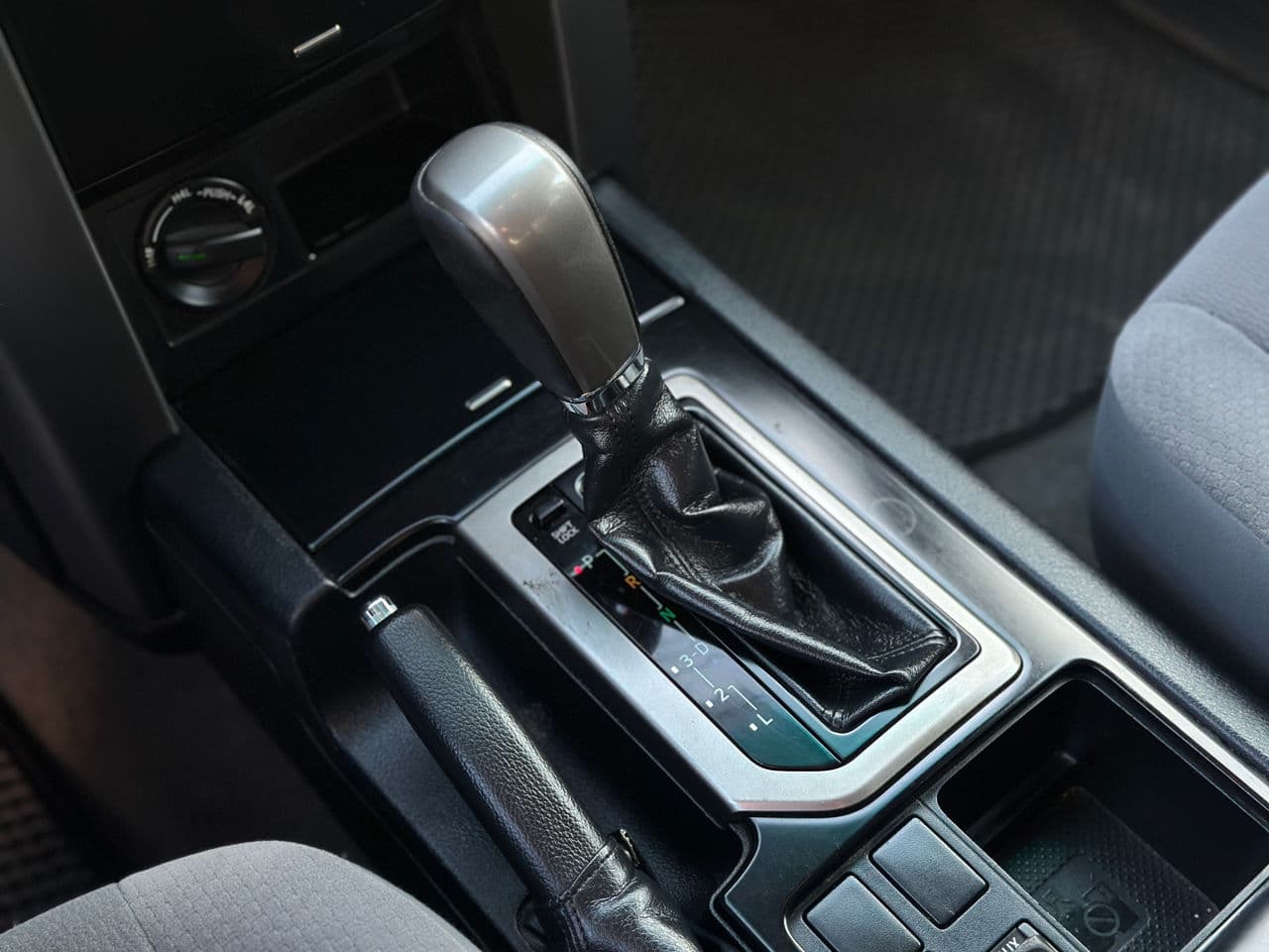 Toyota Land Cruiser Prado 2012 — Миниатюра 15