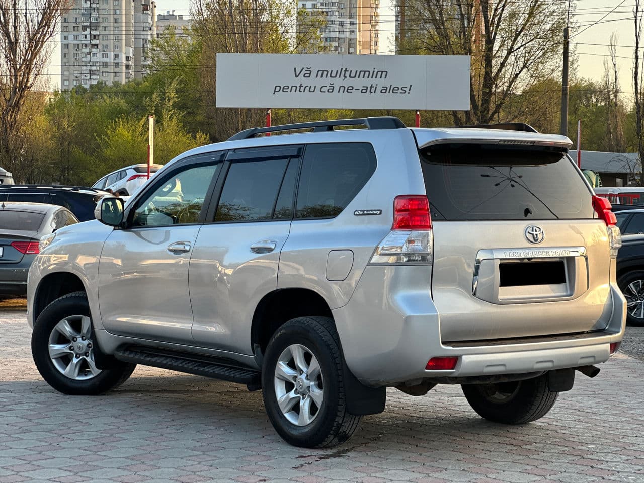 Toyota Land Cruiser Prado 2012 — Миниатюра 3