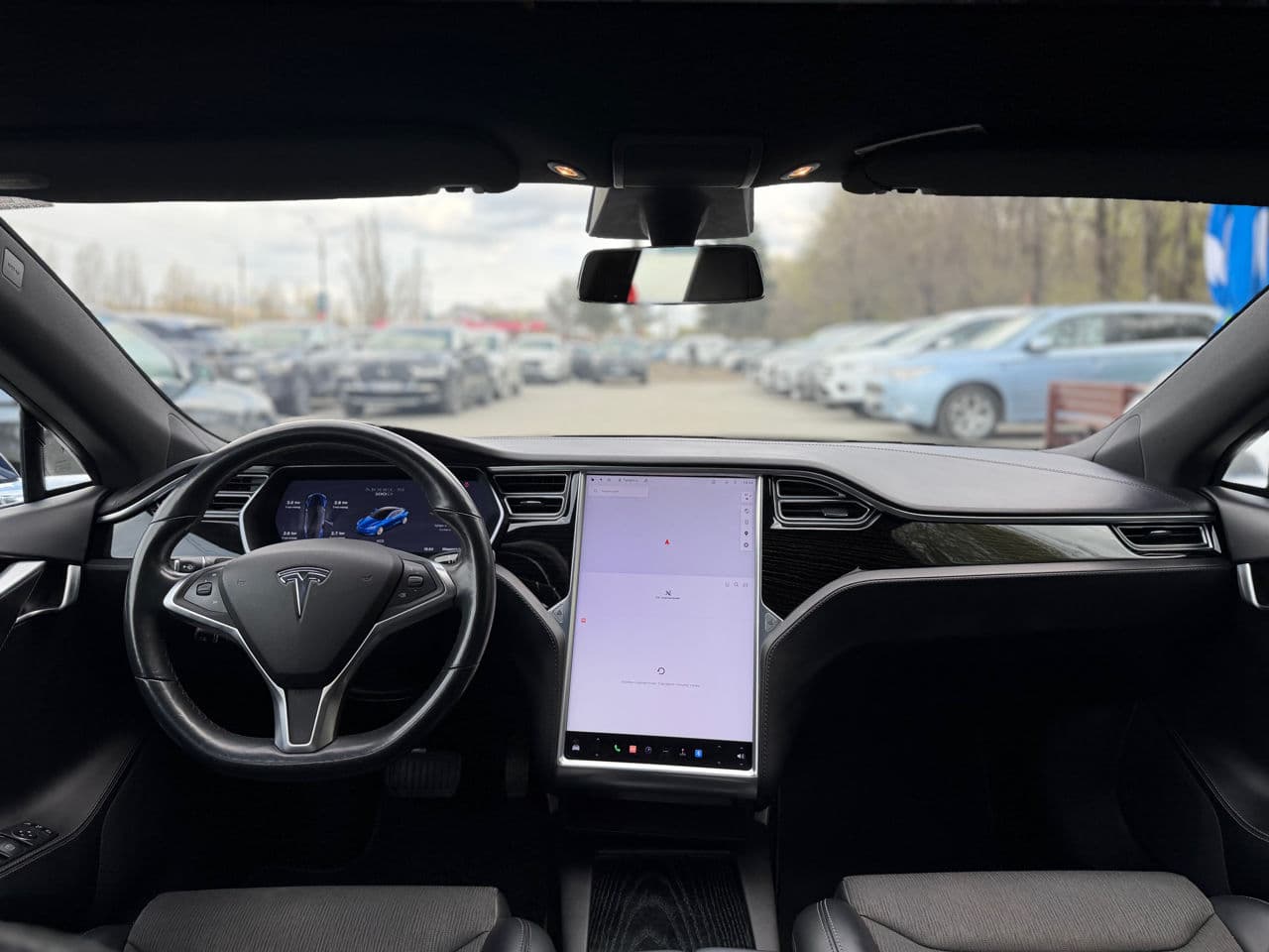 Tesla Model S 2017 — Миниатюра 8