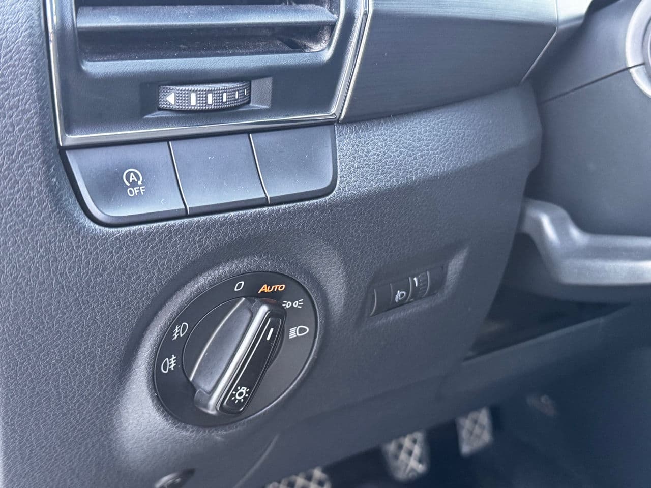 Skoda Fabia 2015 — Миниатюра 14