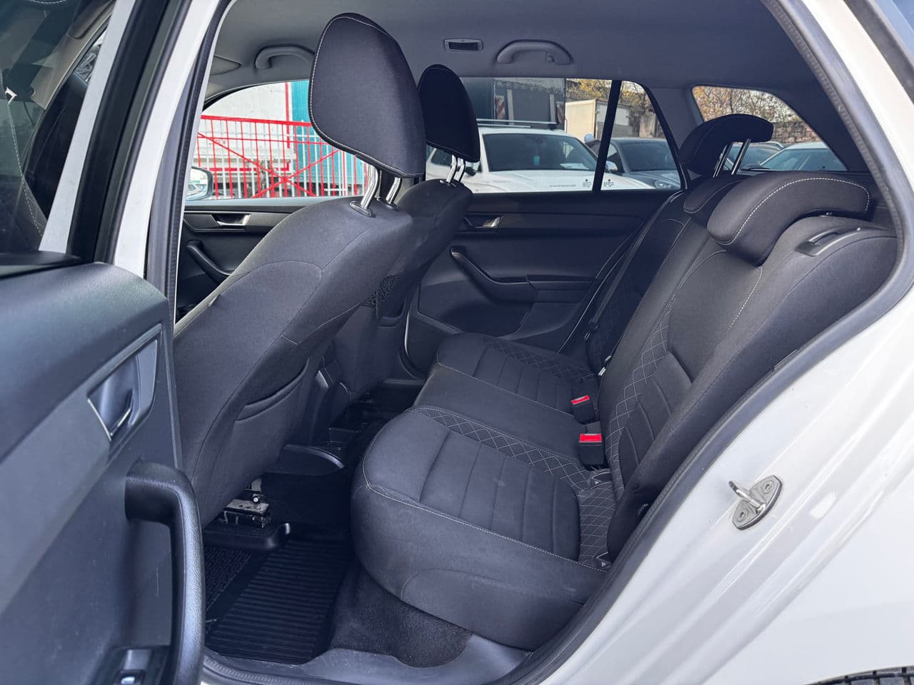 Skoda Fabia 2015 — Миниатюра 7