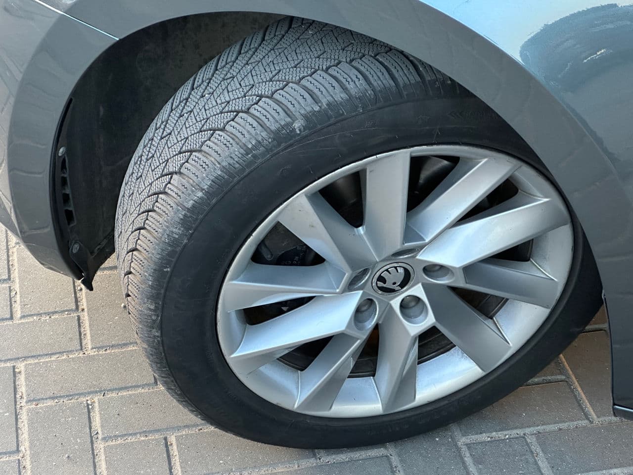 2017 Skoda Superb — Miniatură 15