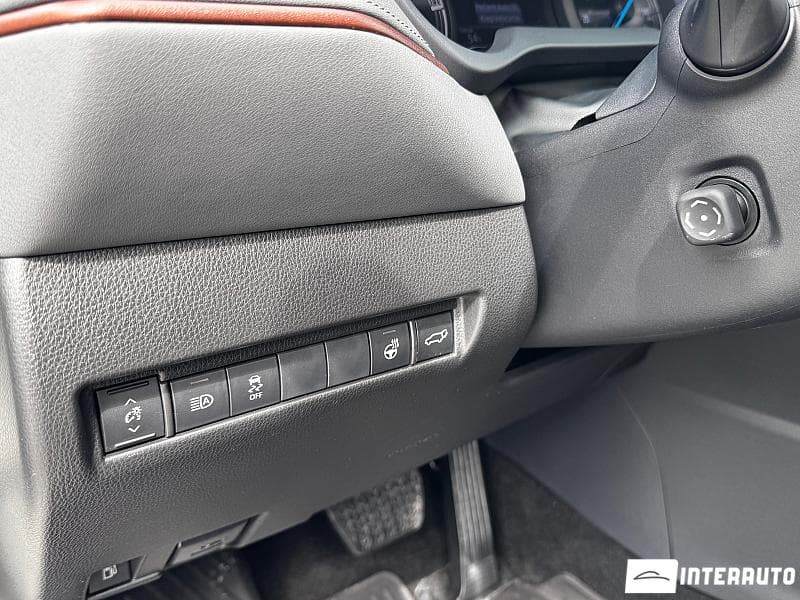 Toyota Venza 2021 — Миниатюра 16