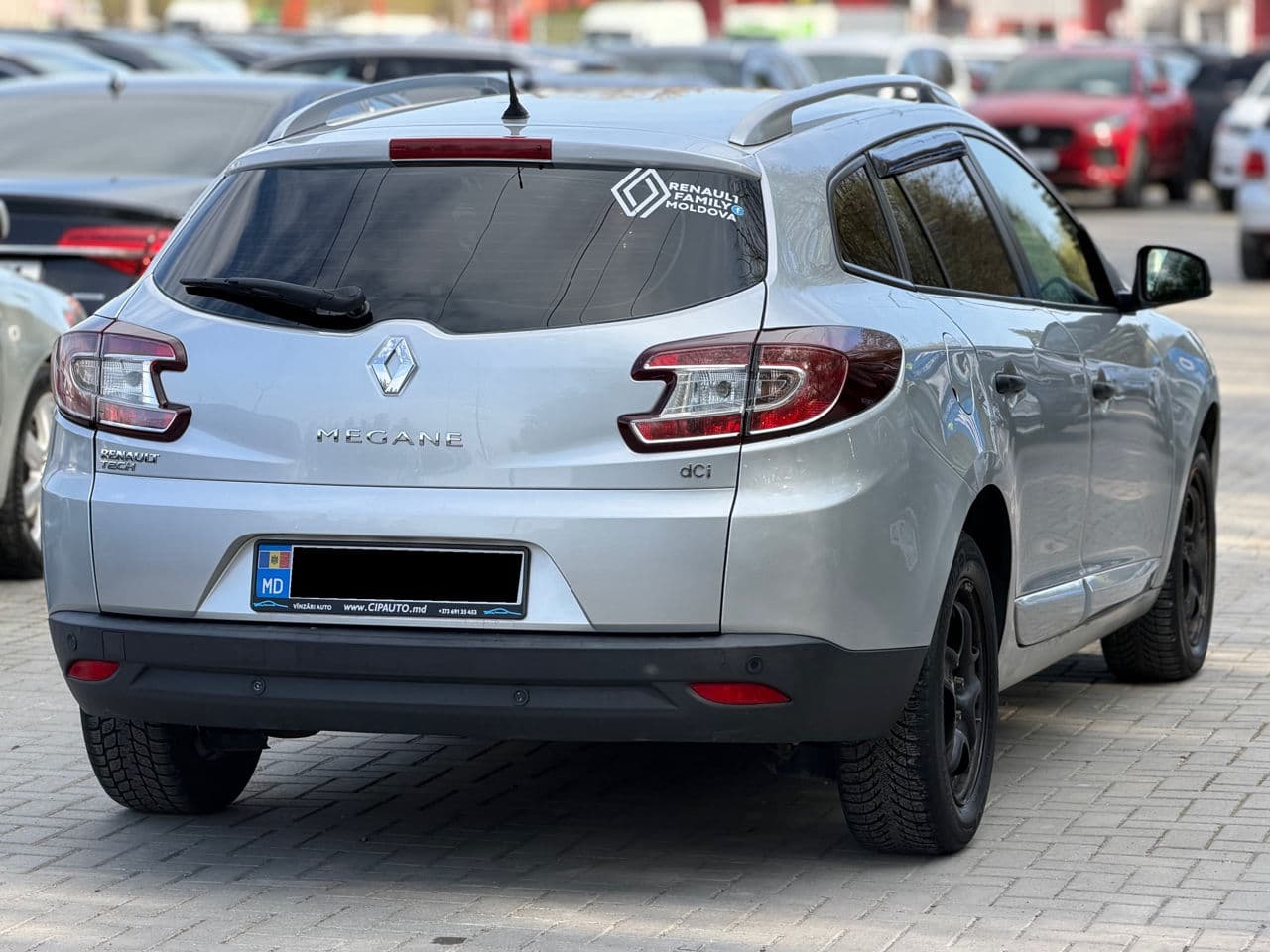 Renault Megane 2011 — Миниатюра 2