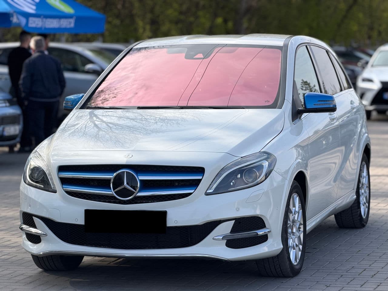 Mercedes B 250E
