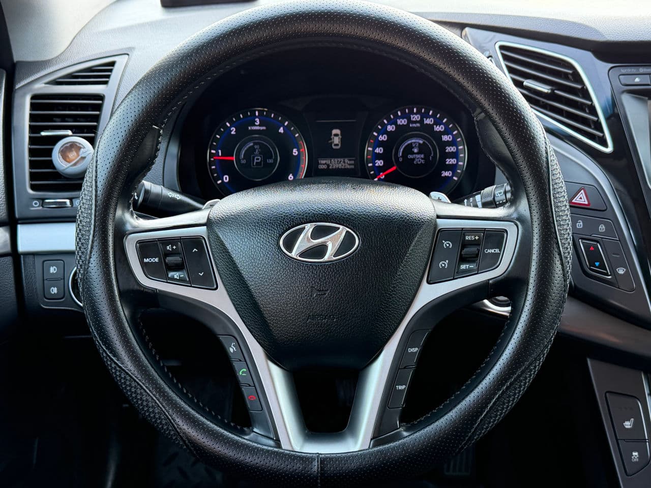 2013 Hyundai i40 — Miniatură 11