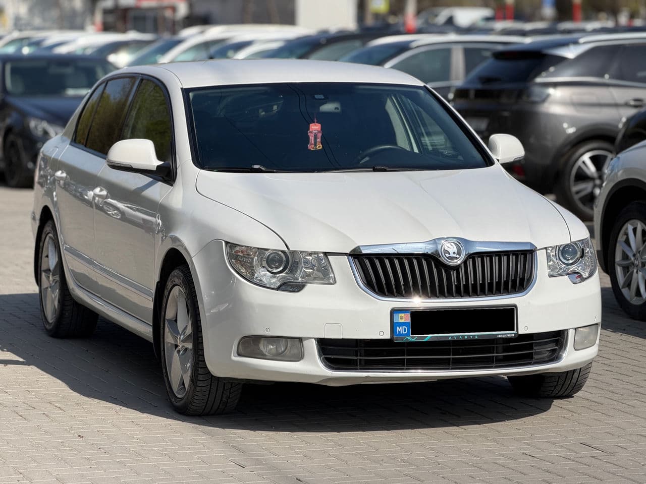 2009 Skoda Superb — Miniatură 3