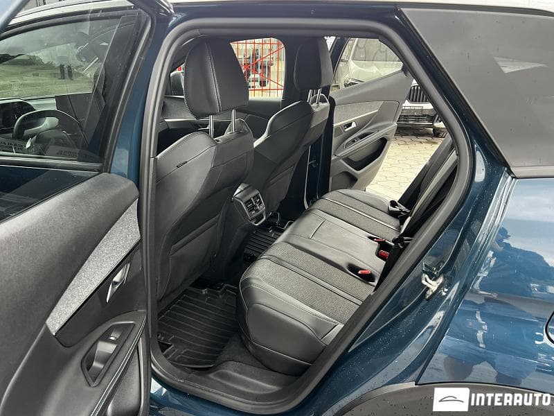 Peugeot 3008 2023 — Миниатюра 8
