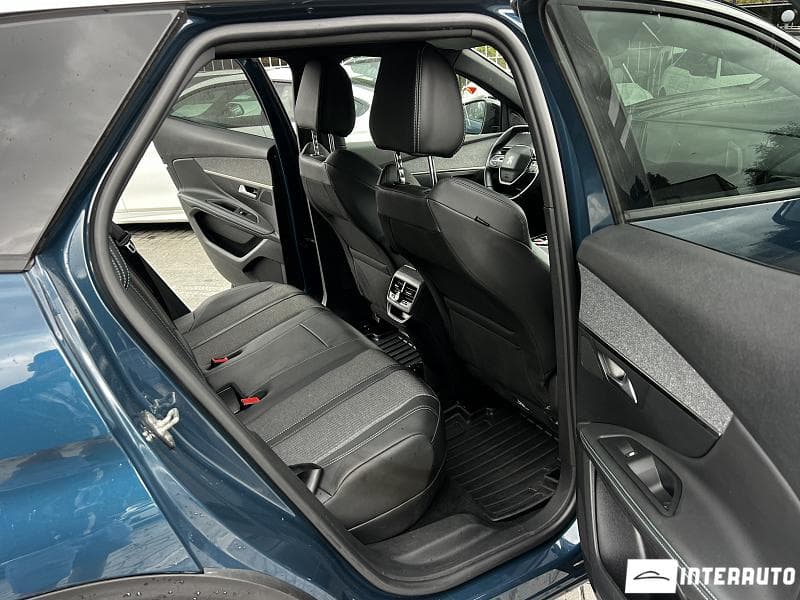 Peugeot 3008 2023 — Миниатюра 9