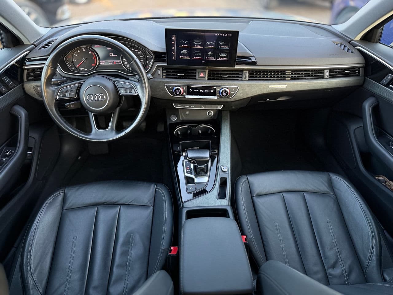 Audi A4 2020 — Миниатюра 8