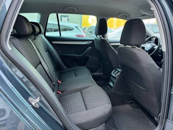 2017 Skoda Octavia — Miniatură 11