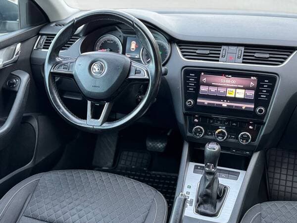 2017 Skoda Octavia — Miniatură 13