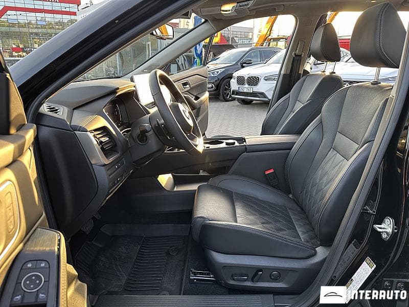 2024 Nissan Rogue — Miniatură 5