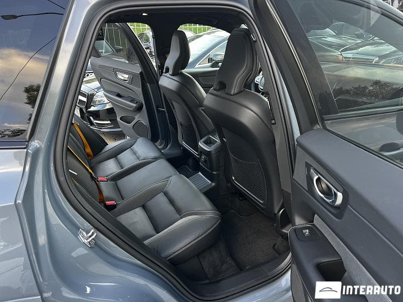 Volvo XC 60 2022 — Миниатюра 10