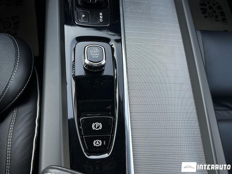 Volvo XC 60 2022 — Миниатюра 17