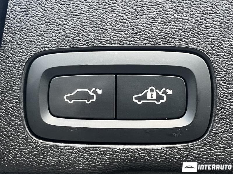 Volvo XC 60 2022 — Миниатюра 22