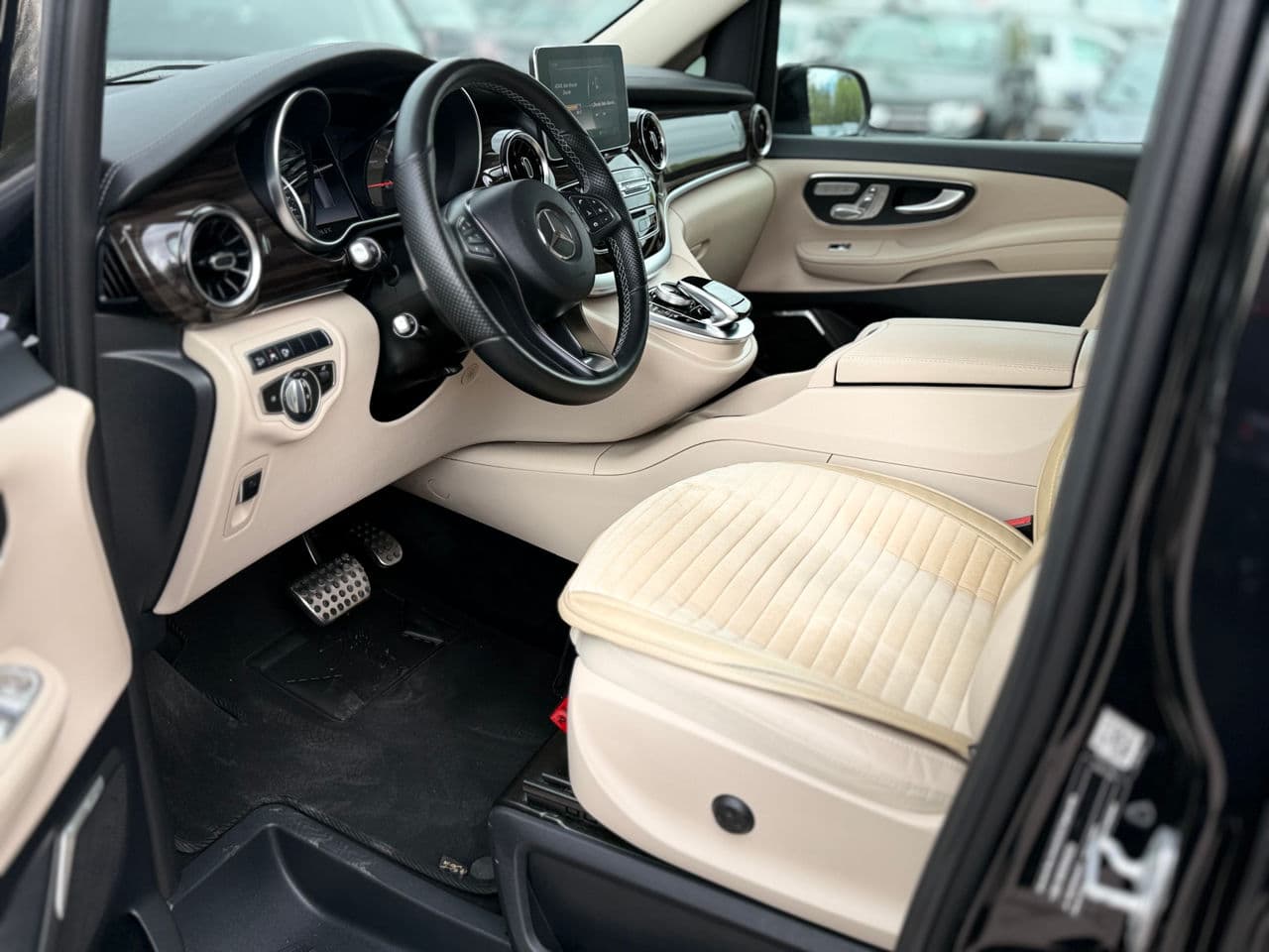 Mercedes V 300 2019 — Миниатюра 5