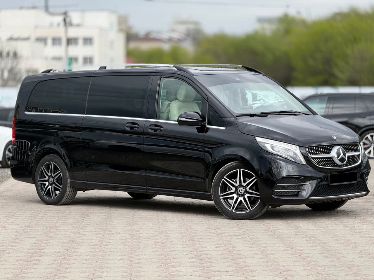 Mercedes V 300 2019 — Миниатюра 4