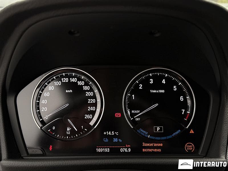 BMW 225XE 2018 — Миниатюра 13