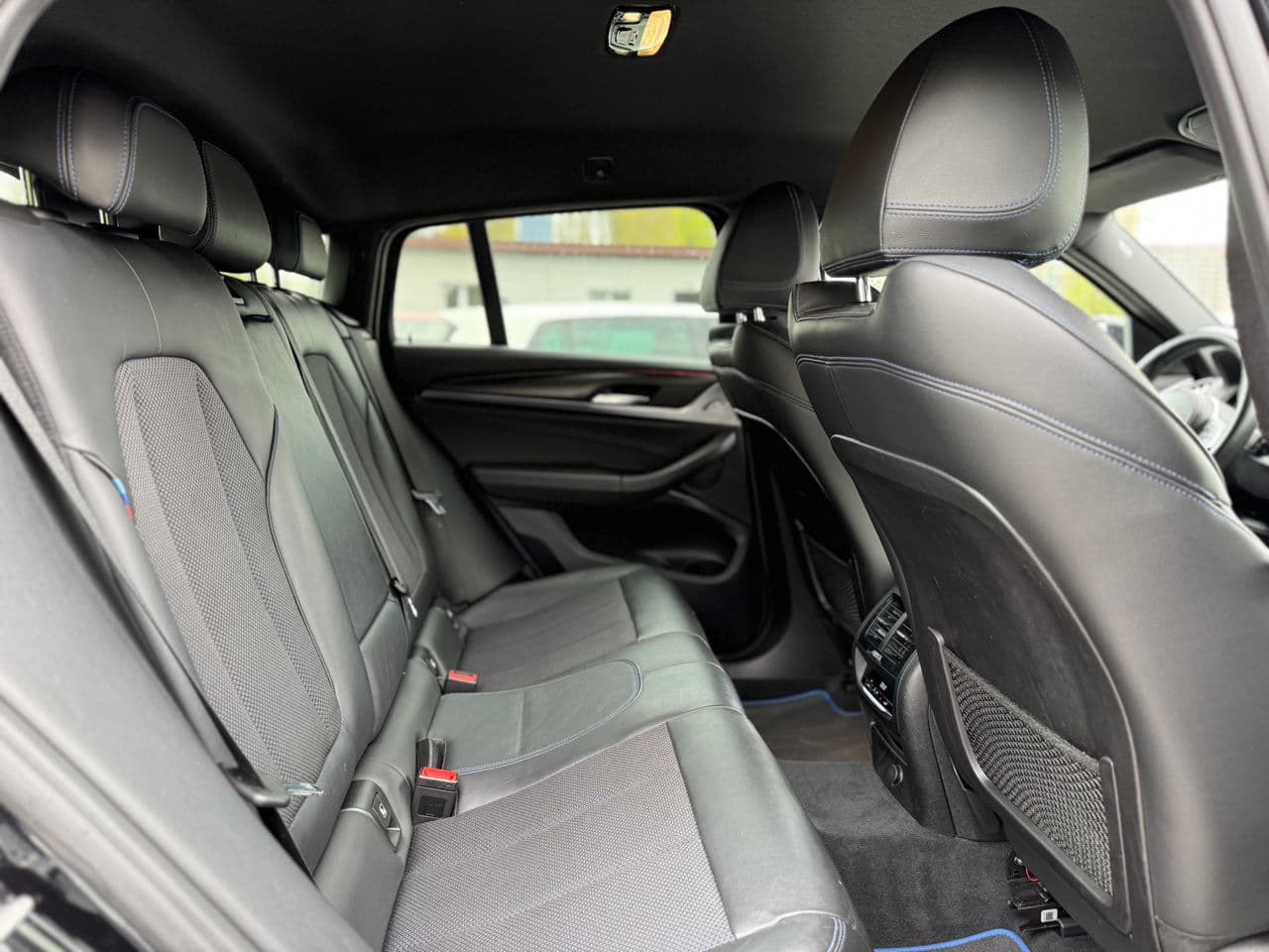 2019 BMW X4 2.0D — Miniatură 19