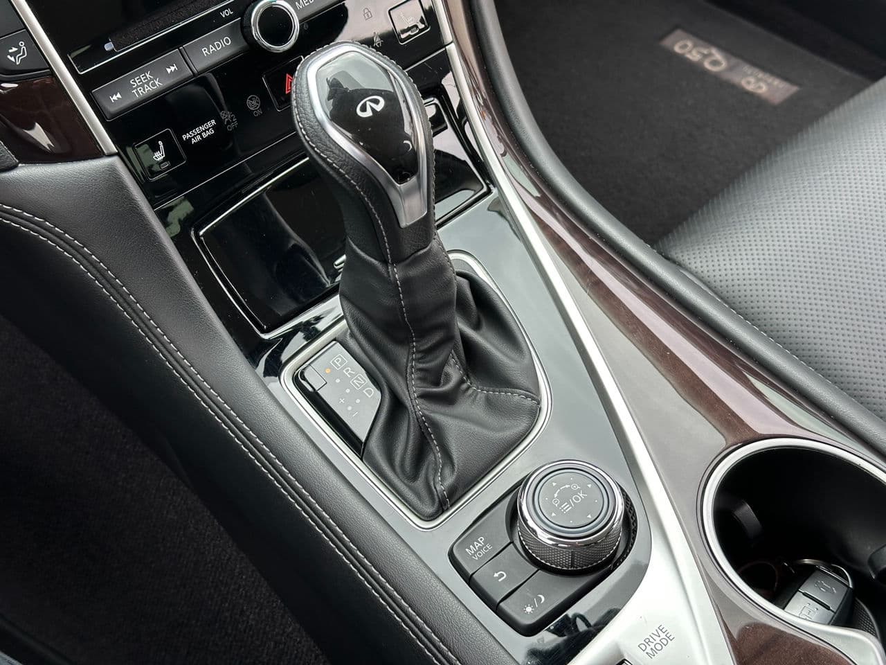 Infiniti Q50 2017 — Миниатюра 12