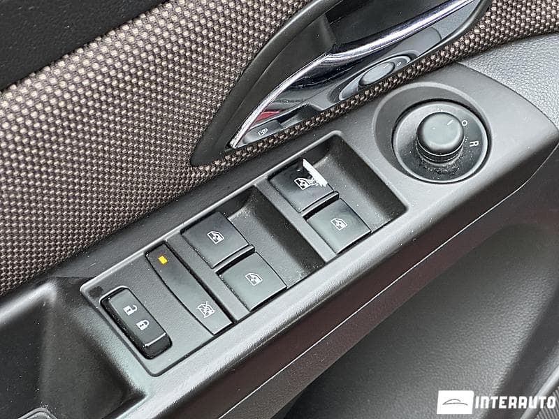 2015 Chevrolet Cruze — Miniatură 17