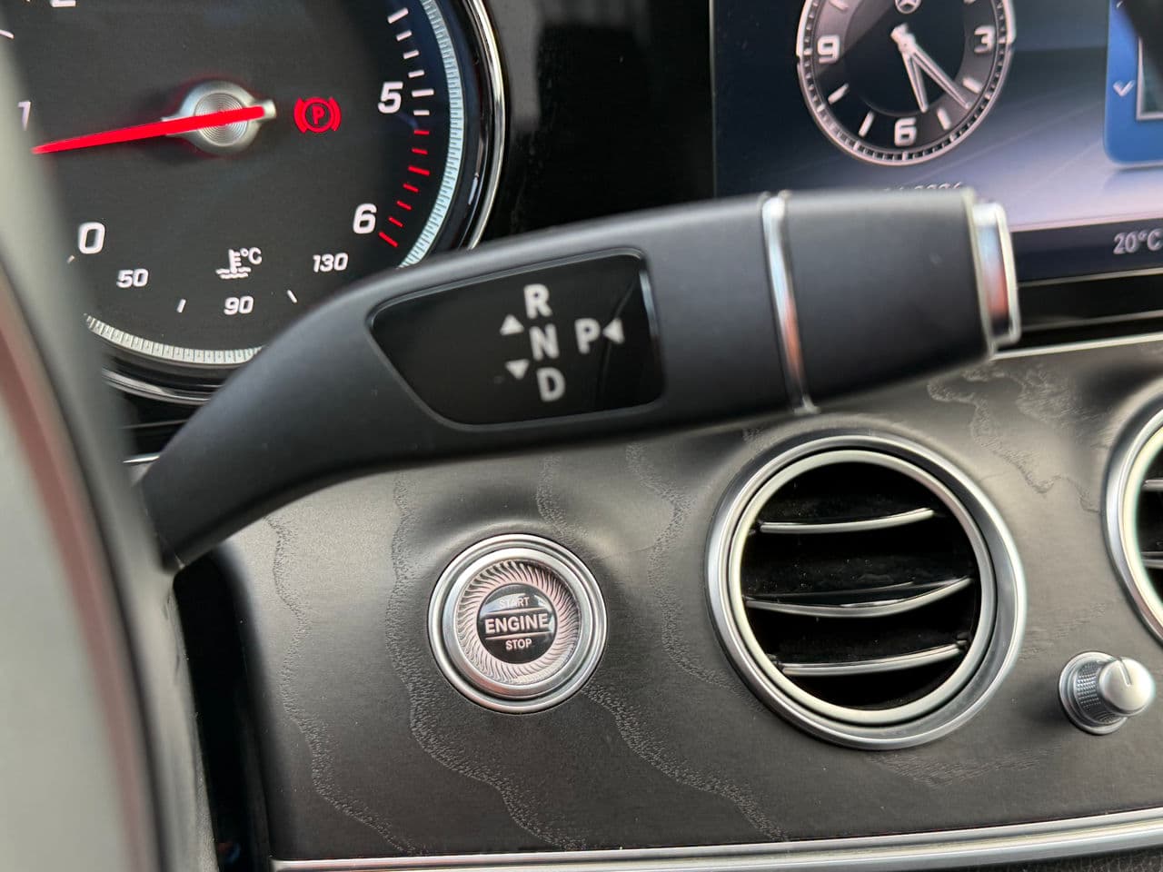 Mercedes E 220 2016 — Миниатюра 14