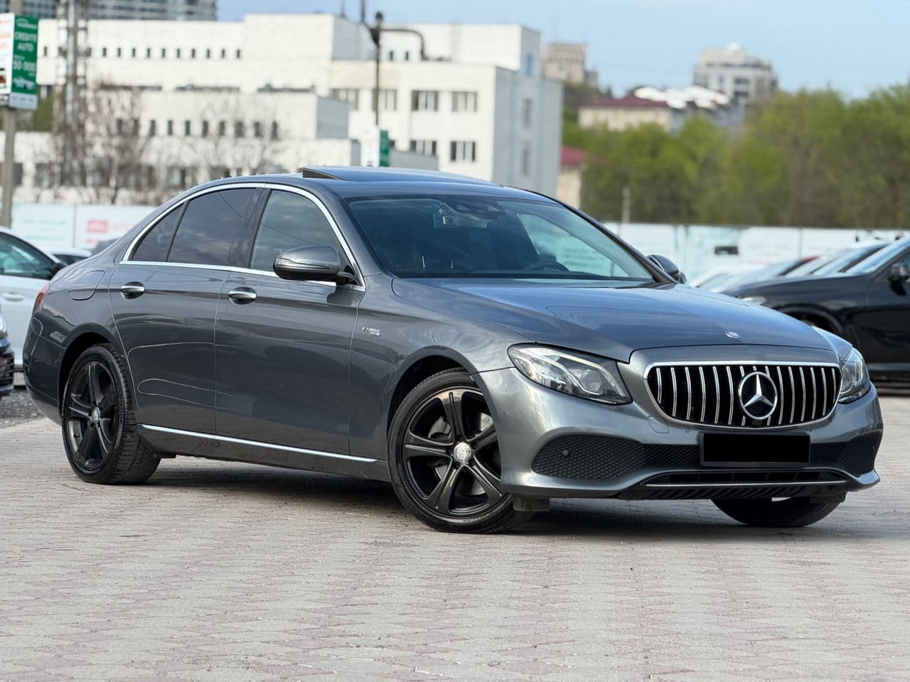 Mercedes E 220 2016 — Миниатюра 4