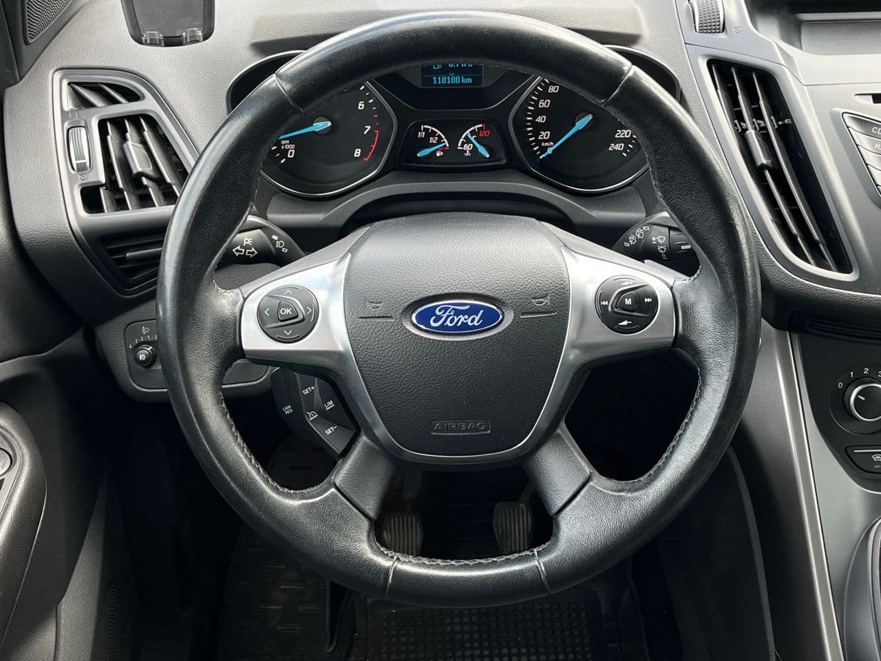 Ford Kuga 2016 — Миниатюра 9