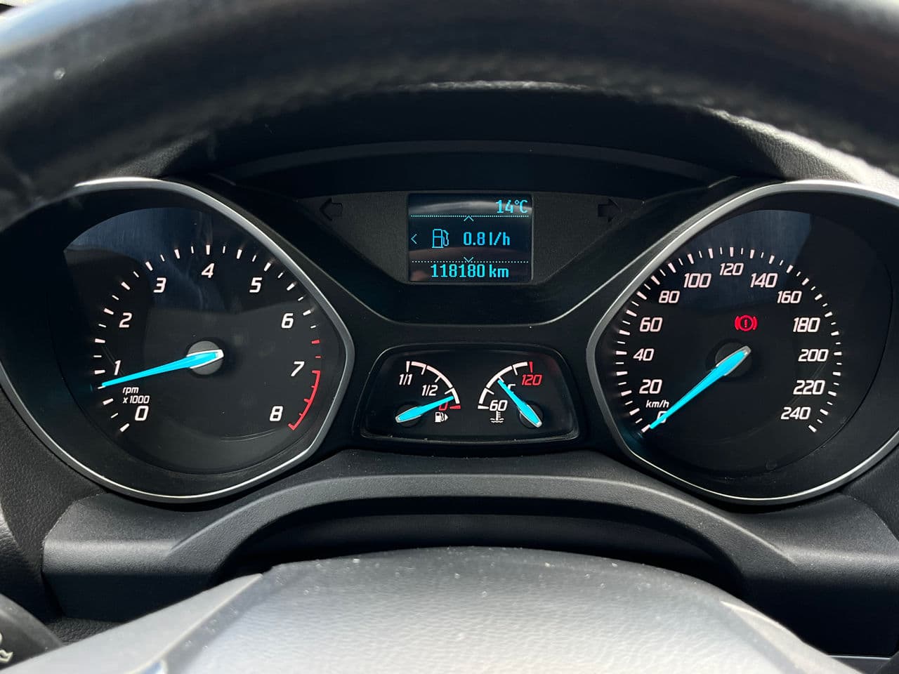 Ford Kuga 2016 — Миниатюра 12
